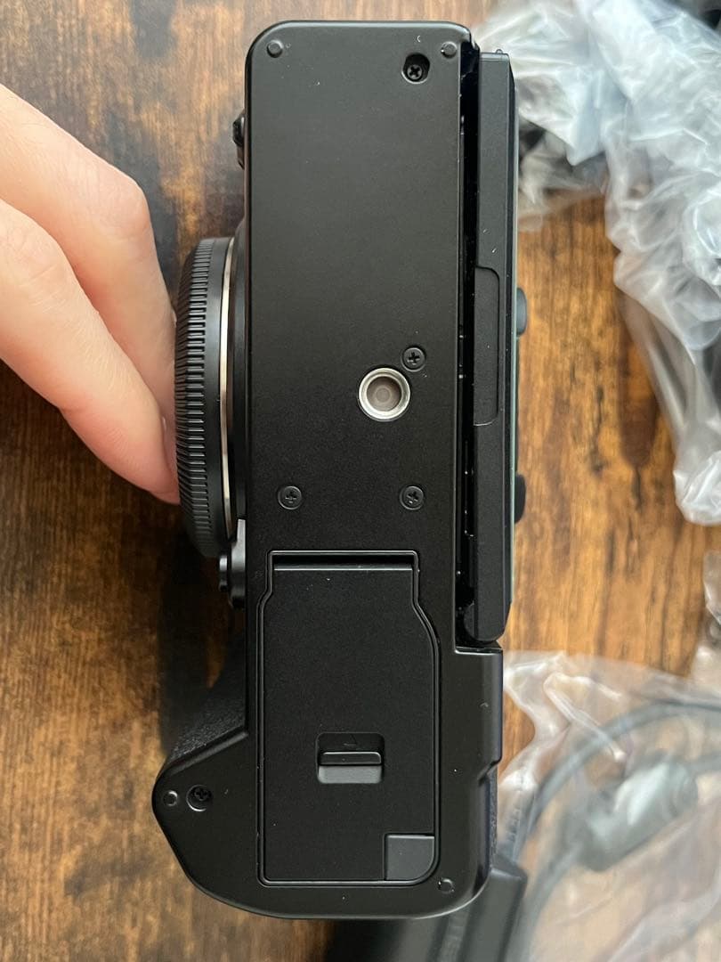 【美品】FUJIFILM X-T5 ミラーレス カメラ ボディ レンズ ブラック