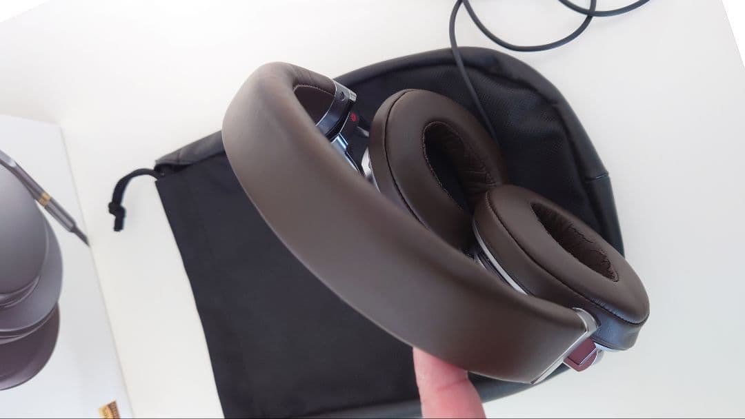 SONY MDR-1A シルバー 有線ヘッドホン