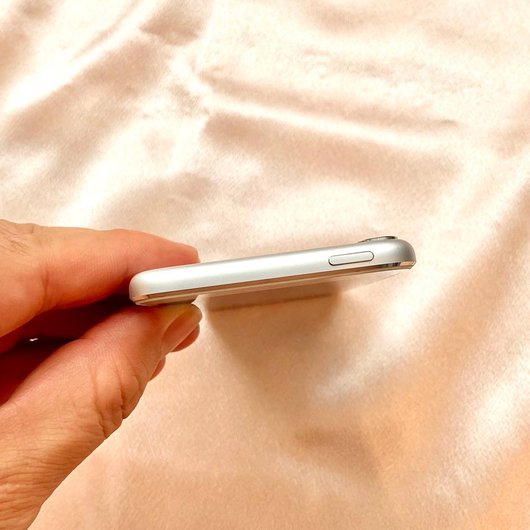 シルバー iPod touch 第7世代 128GB アイポッド 本体 P