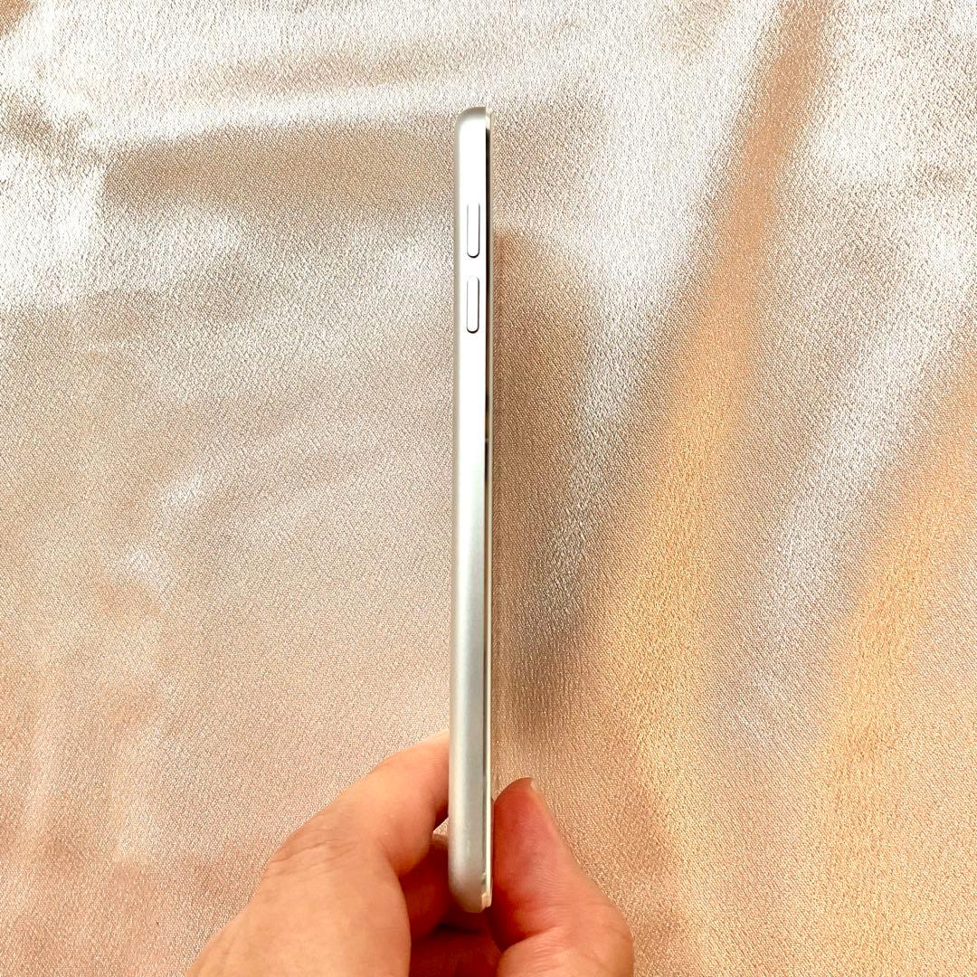 シルバー iPod touch 第7世代 128GB アイポッド 本体 P