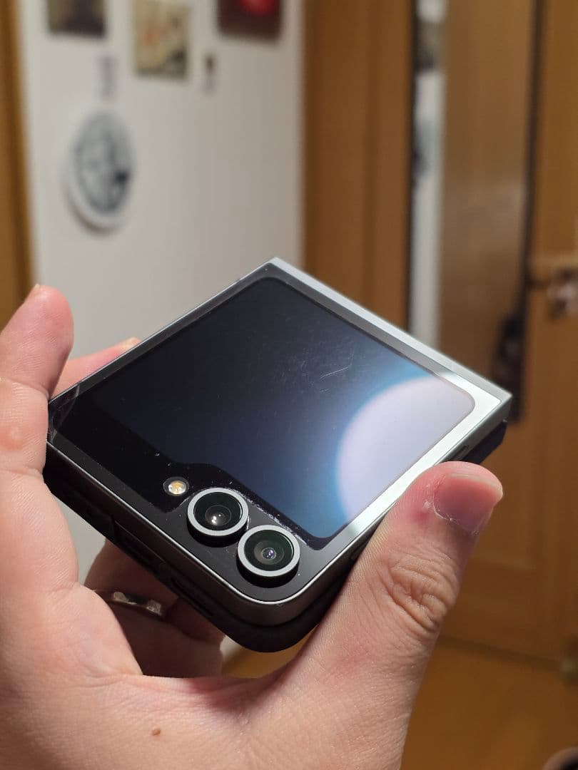 Samsung Galaxy Z flip6 おまけイヤホンあり