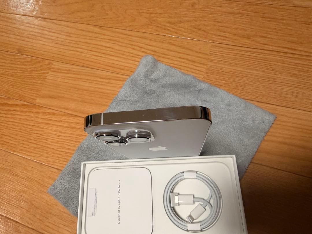 iPhone14pro max 512GBシルバー　SIMフリー