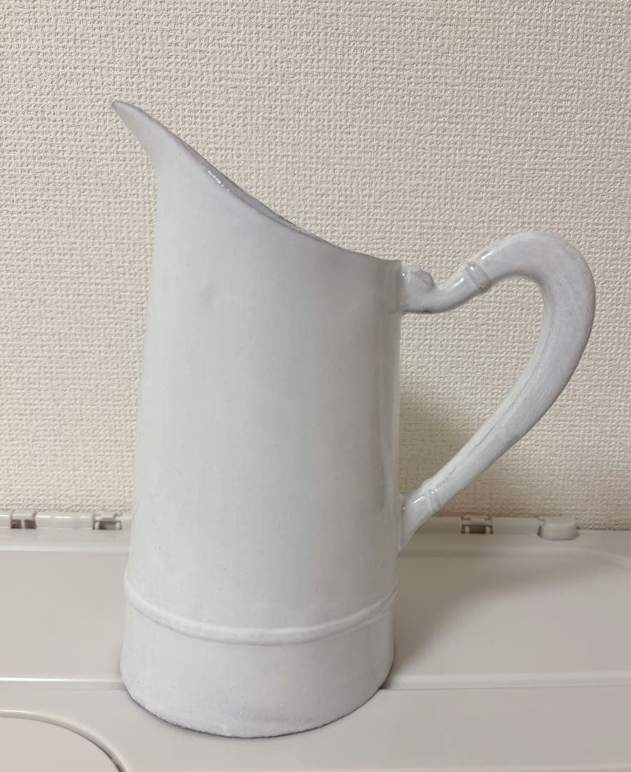 アスティエ・ド・ヴィラット フラワーベース