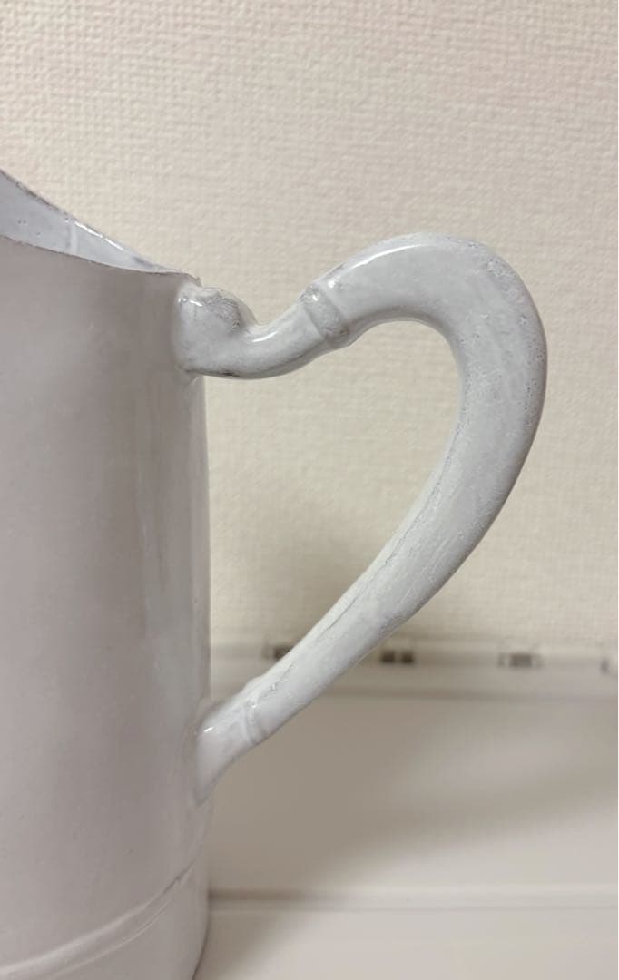 アスティエ・ド・ヴィラット フラワーベース