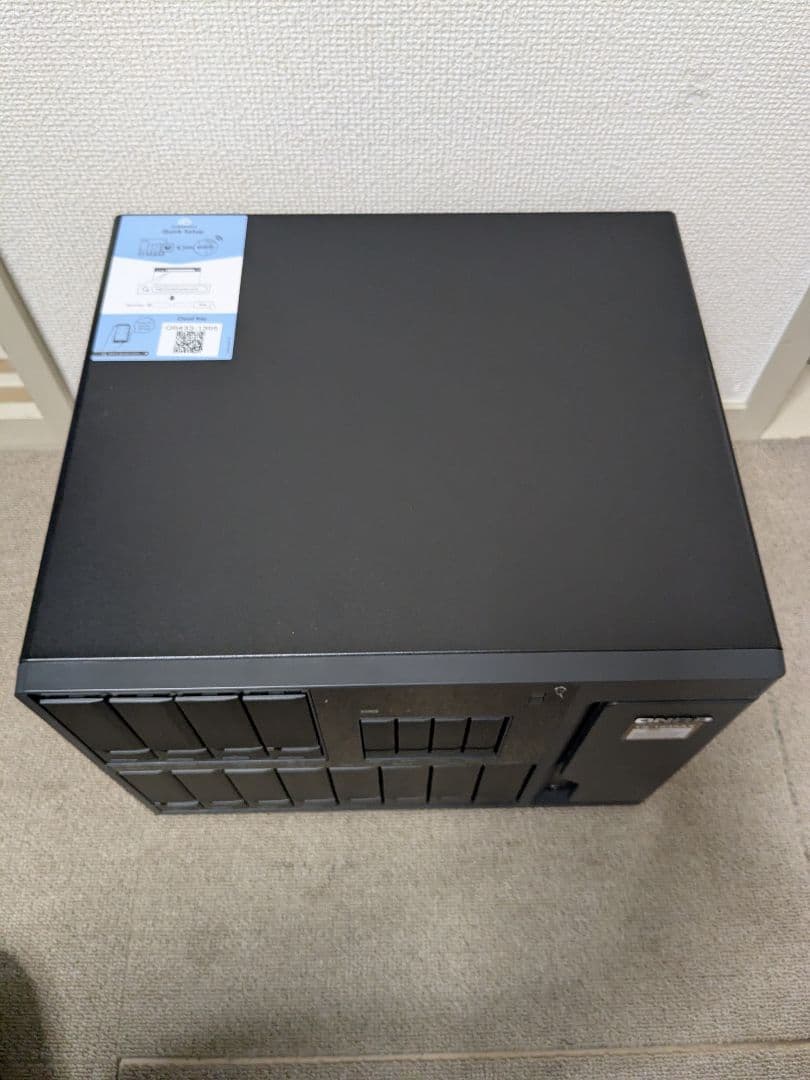 外付けハードディスク・ドライブ QNAP TS-1635AX 16-bay NAS