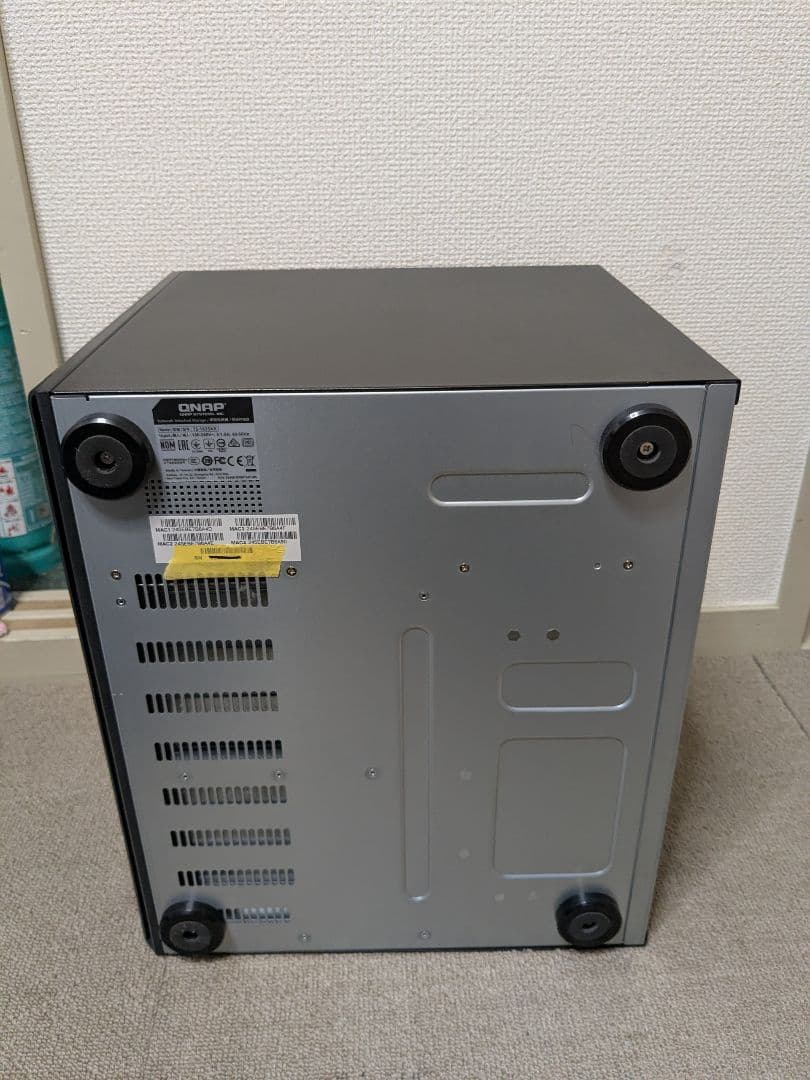外付けハードディスク・ドライブ QNAP TS-1635AX 16-bay NAS