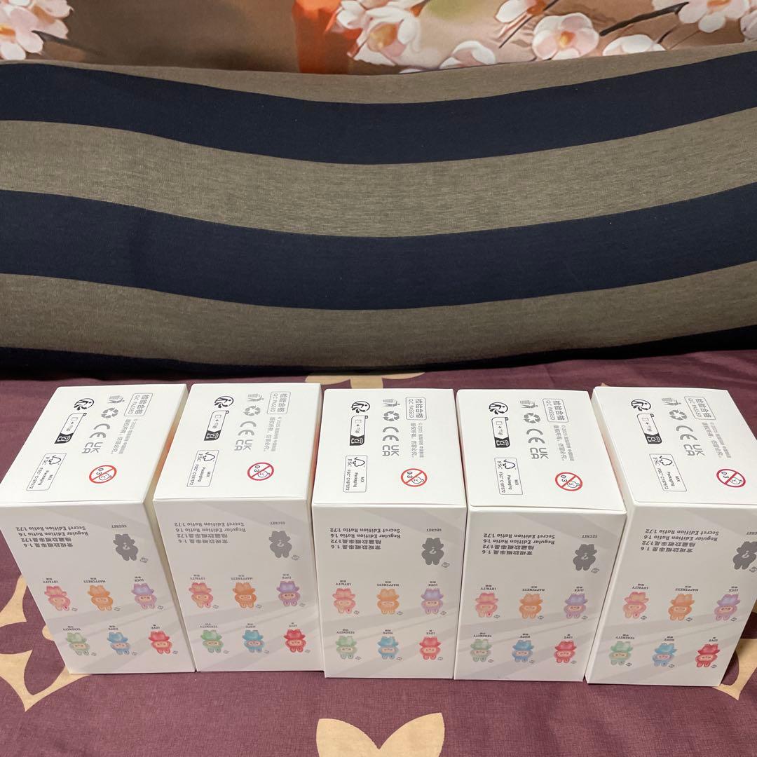 【新品未開封】ラブブ　LABUBU　ぬいぐるみ　正規品　即日発送