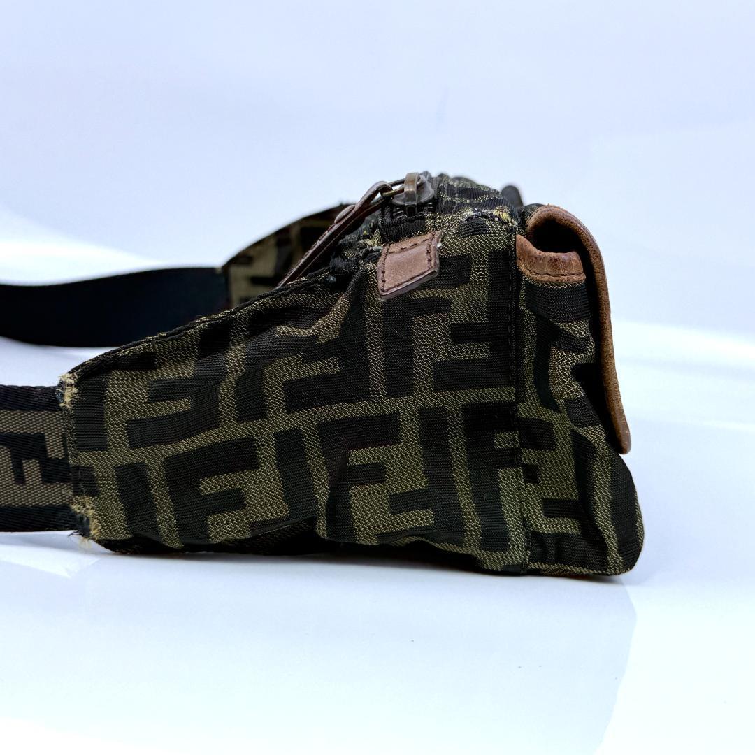Fendi フェンディ FF柄 ボディバッグ ウエストバッグ ズッカ