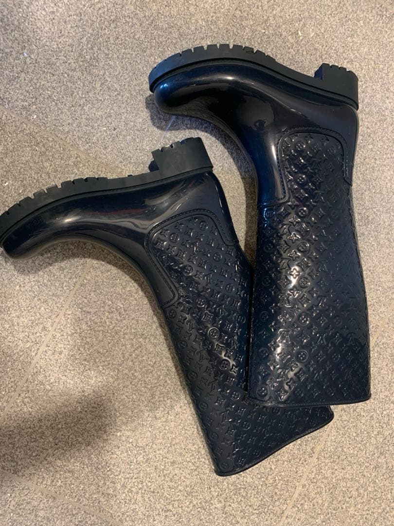 ルイヴィトン　女性用レインブーツ