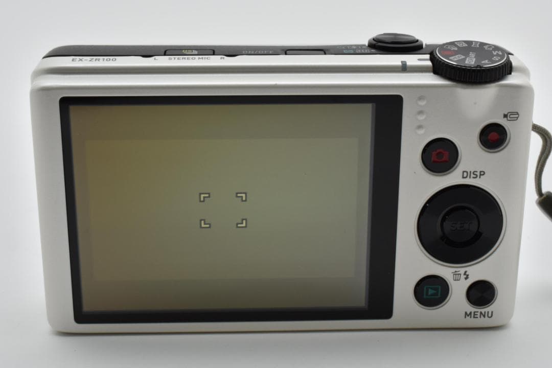 《 美品 》　カシオ　CASIO EXILIM EX-ZR100 ホワイト