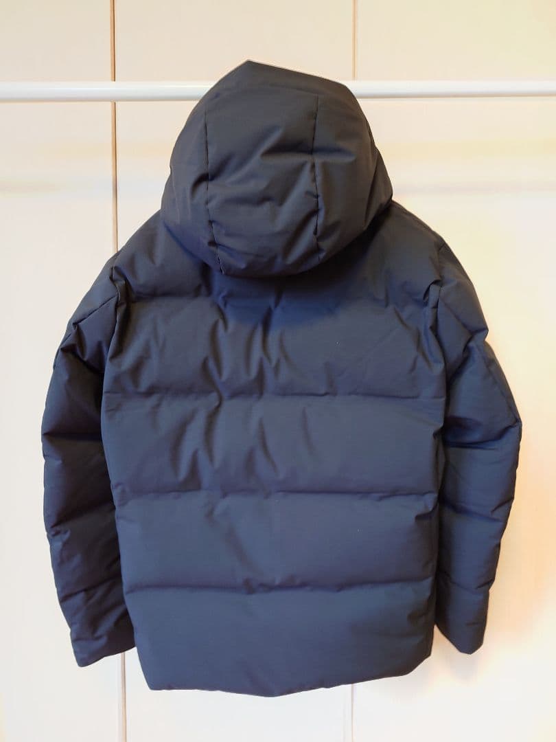 UNIQLO シームレスダウンパーカー　XLサイズ　ブラック