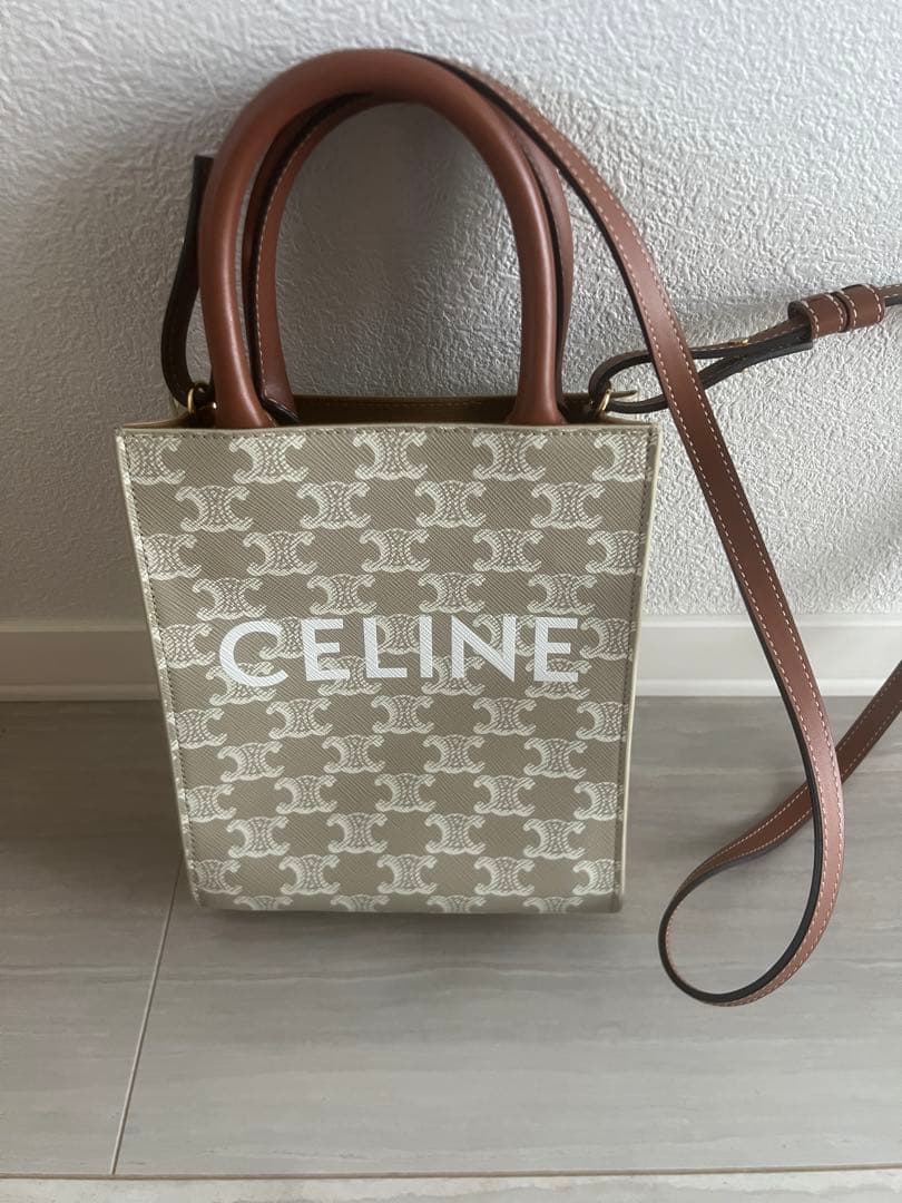 CELINE バーティカルカバ ミニ