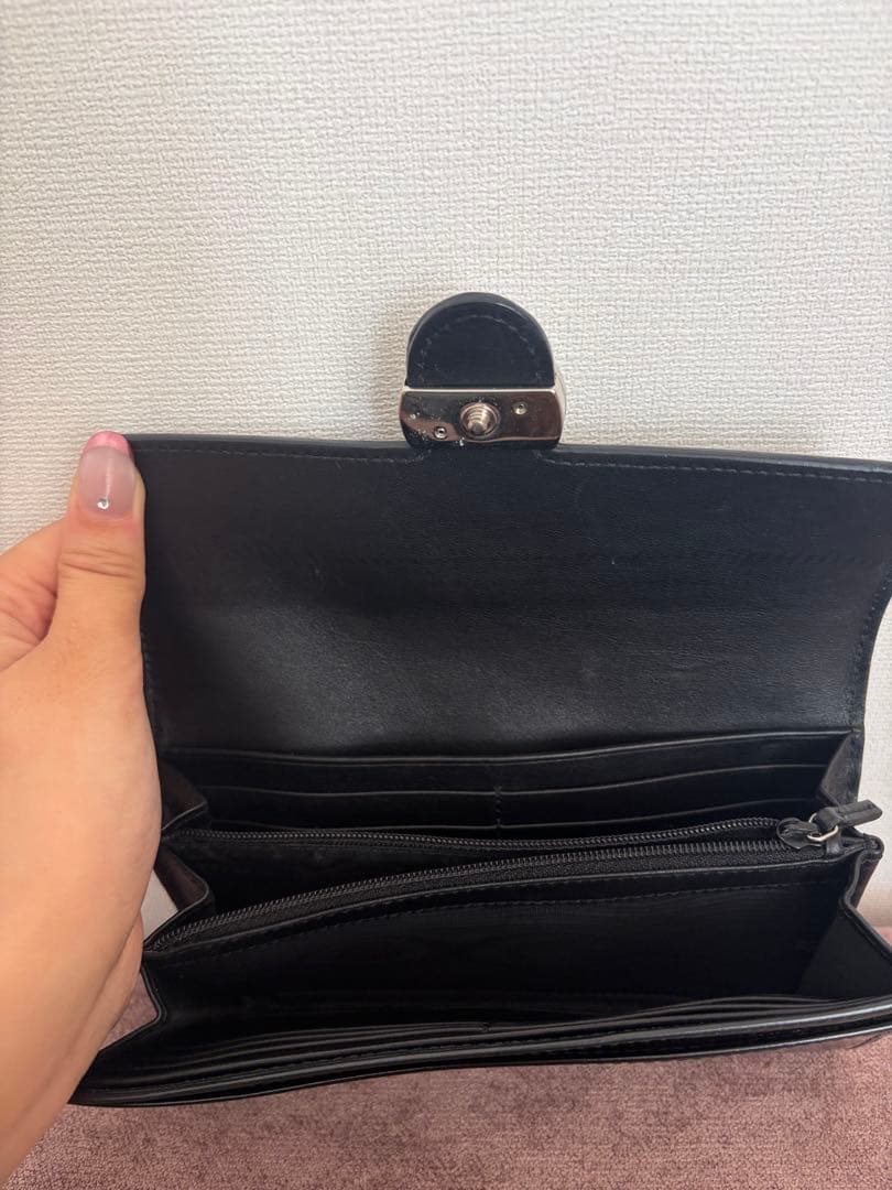 GUCCI ブラック エナメル 長財布