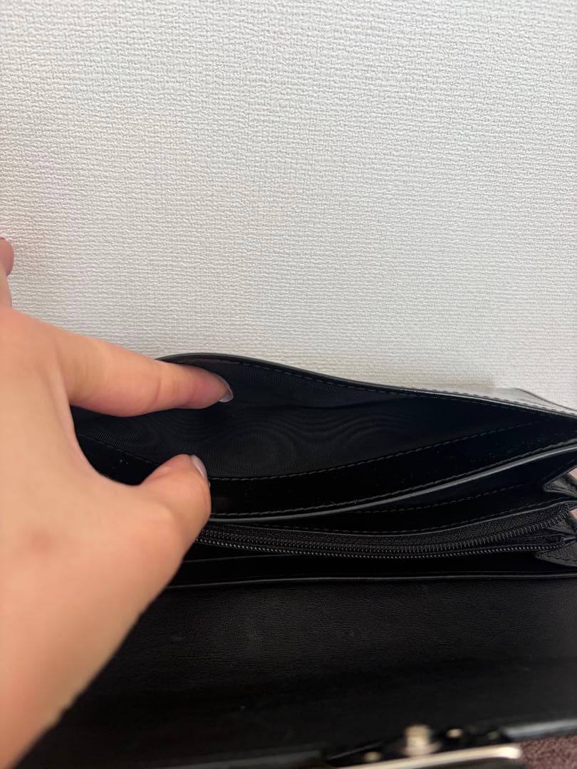 GUCCI ブラック エナメル 長財布