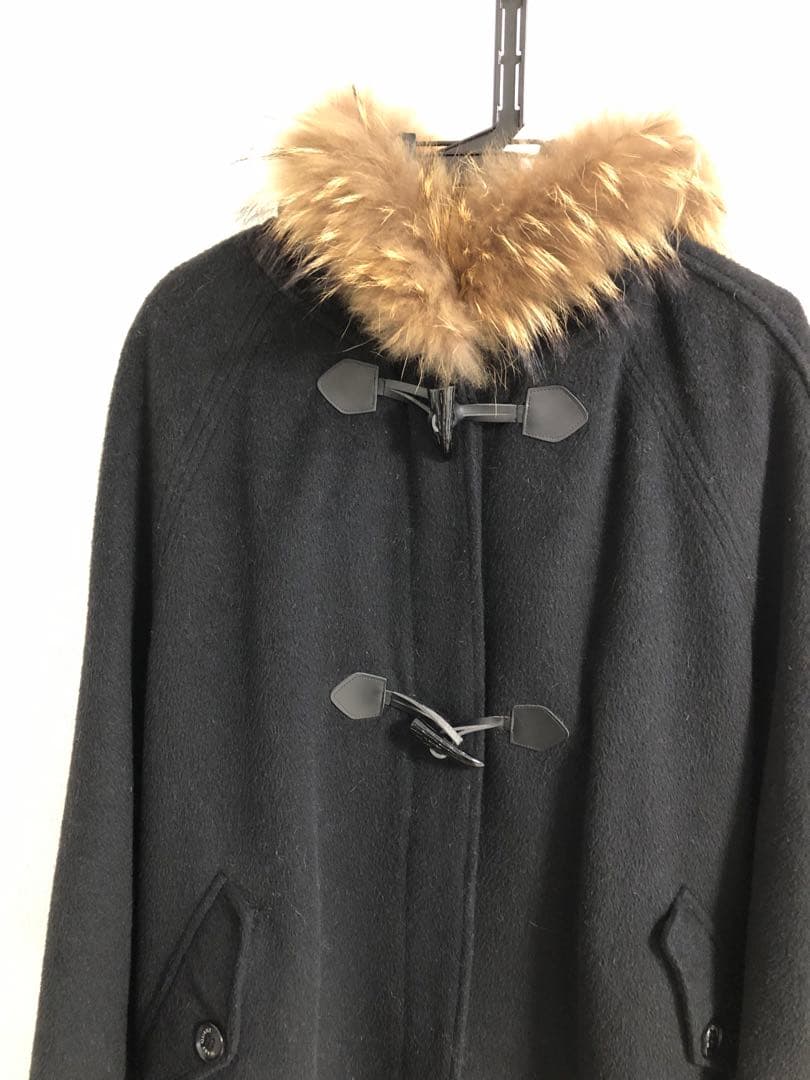 MARY QUANT ファー付き黒ポンチョ・ケープコート