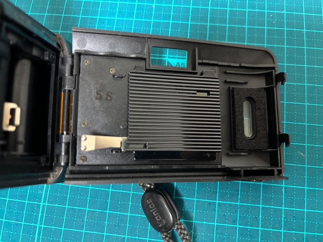 フィルムカメラ Konica BIG MINI BM-301