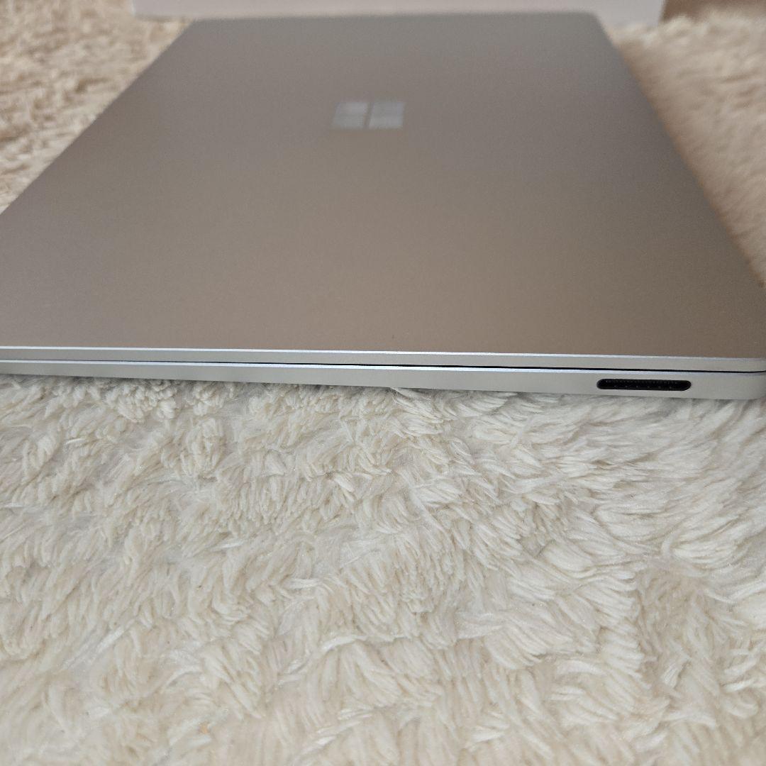 T142★ Microsoft　Surface　Laptop　第7世代
