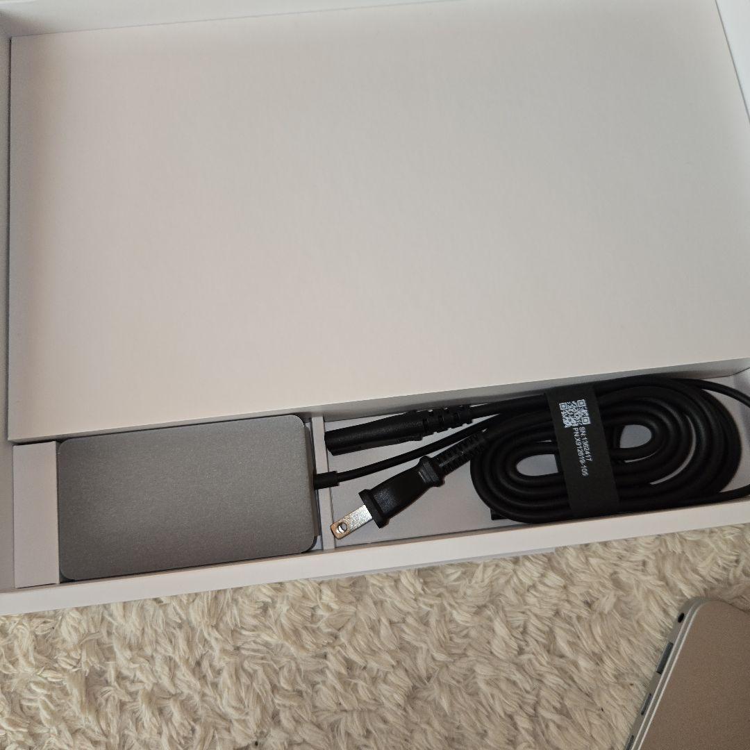 T142★ Microsoft　Surface　Laptop　第7世代