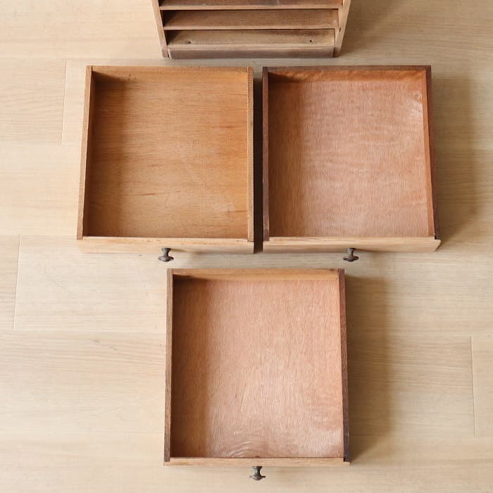 アンティーク 整理箱 タンス 古家具 真鍮金具 引き出し5杯 無塗装