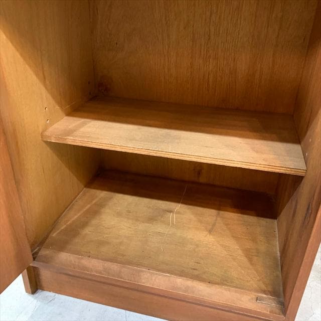 ヴィンテージのチークライティングキャビネット