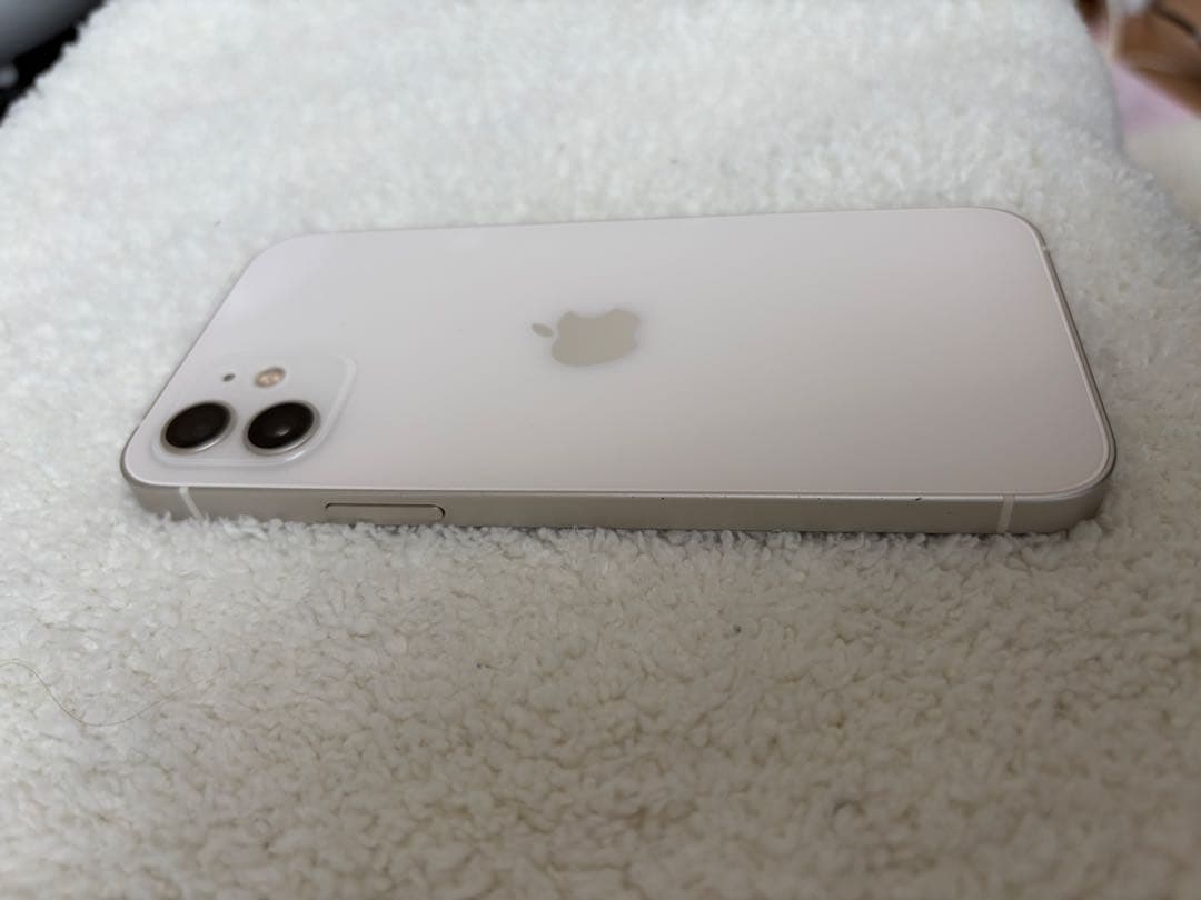 【チ】iPhone 12 ホワイト 128GB（SIMフリー）