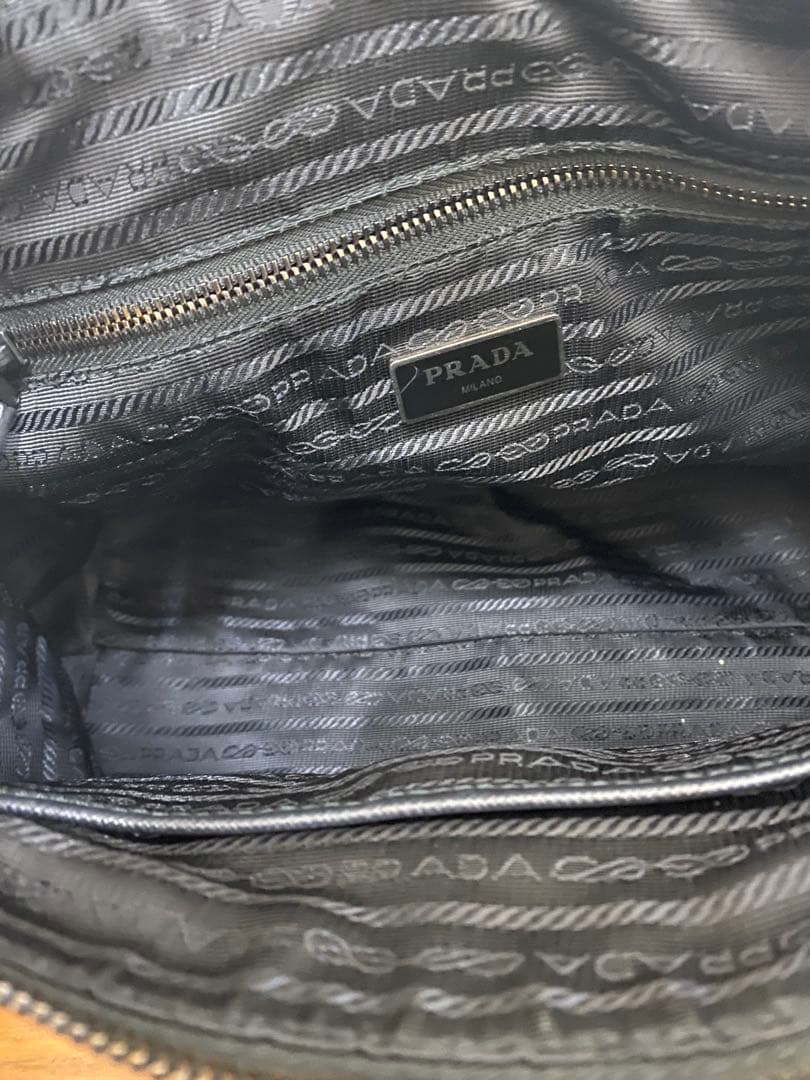 プラダ トートバッグ 2way サフィアーノ　ナイロン 黒
