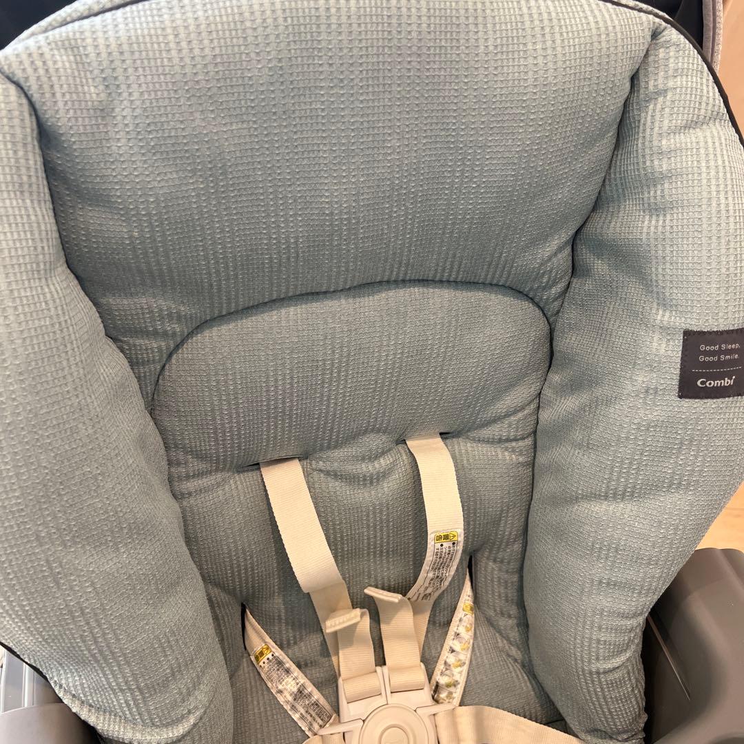 combi ネムリラ　オートスウィング　コンビ　ハイローラック　高さ調整機能付き