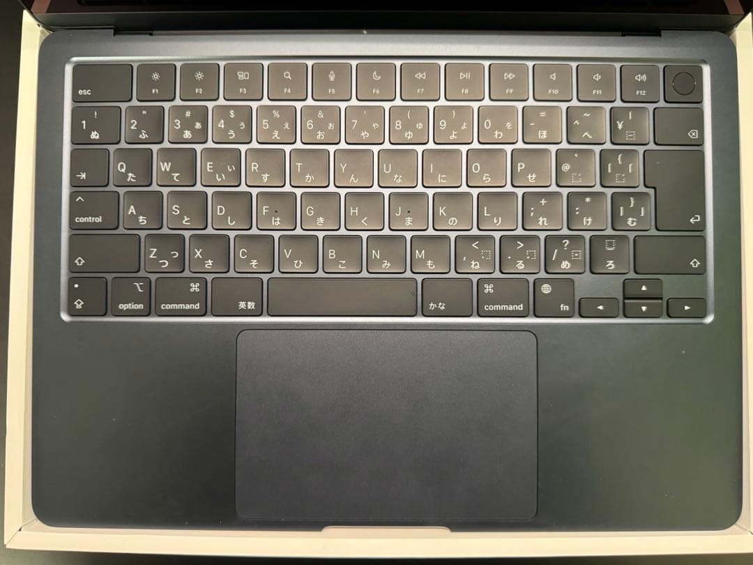 Apple M3チップ搭載　MacBook Air 13-inch