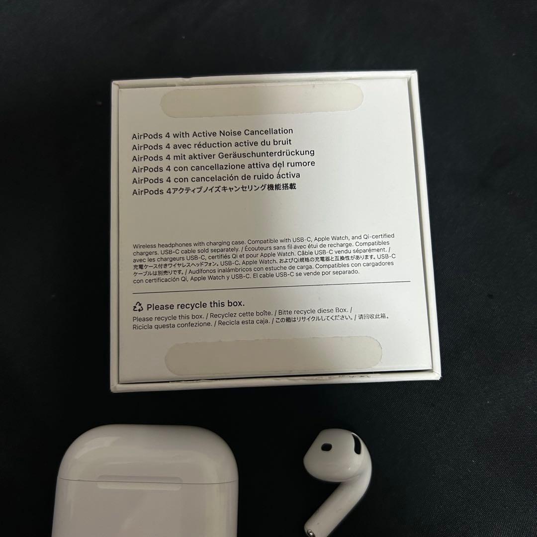 AirPods4 本体 ￥2,9800ノイズキャンセリング搭載、ケース・片耳（R