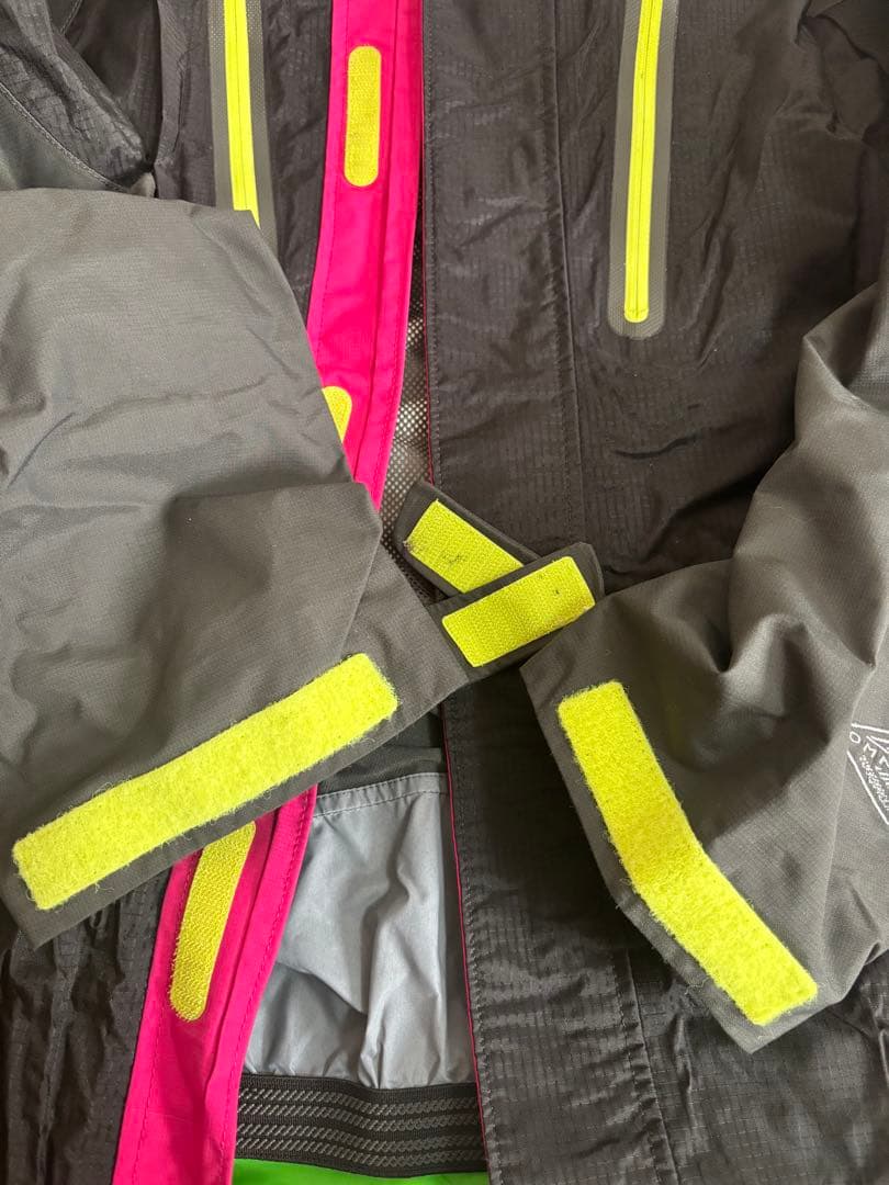 【バラ売り不可】スキーウェア上下セット