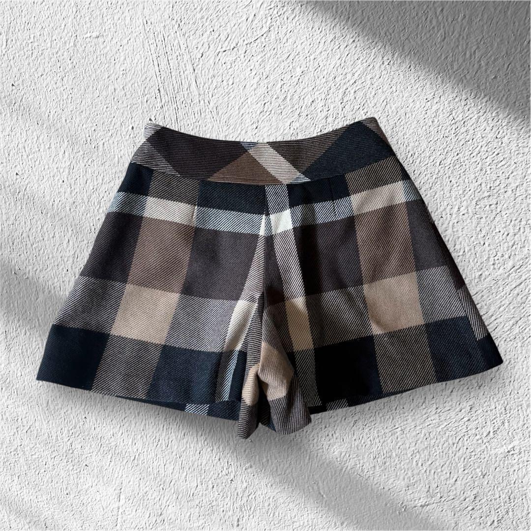 パンツ BURBERRY BLUE LABEL wool short pants y2k