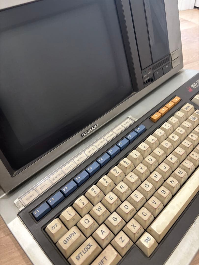 超希少！SHARP MZ-2000パソコン レトロPC ビンテージ