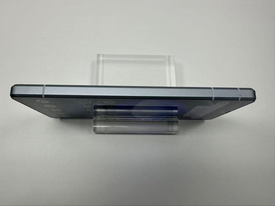 Aquos R8 SH-52D docomo 256GB ブルー