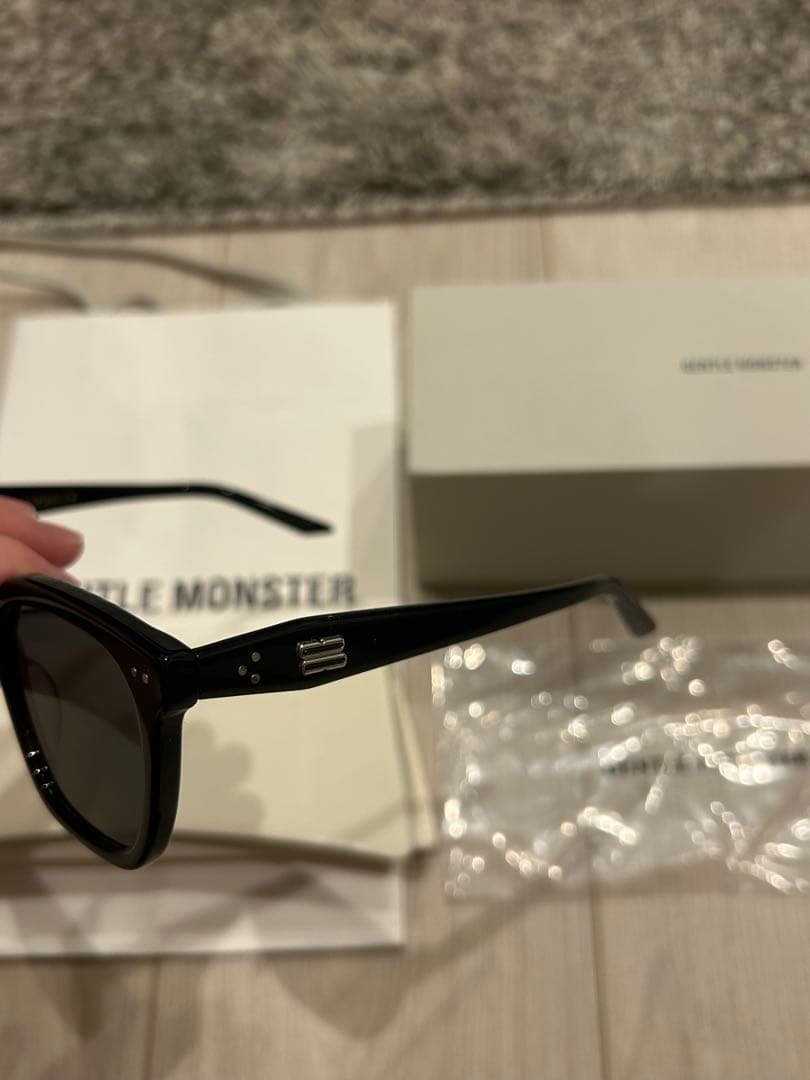 ジェントルモンスター　gentle monster nubo