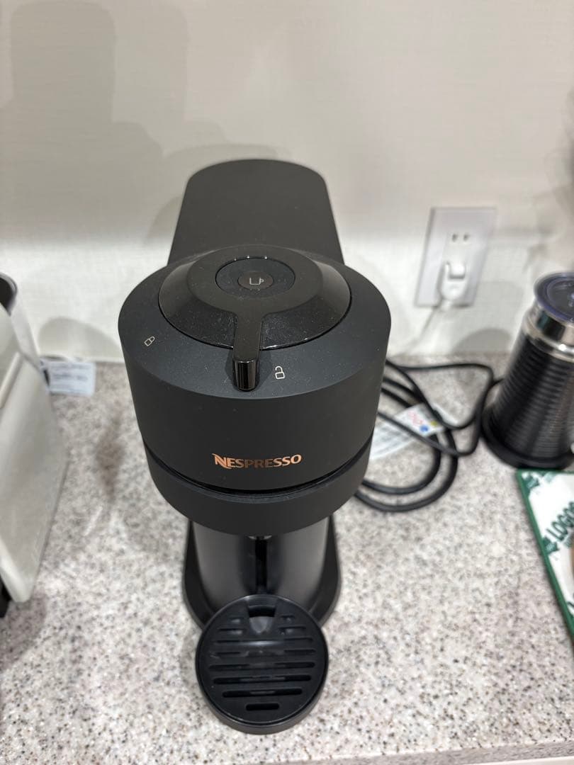 Nespresso エスプレッソマシン ブラック