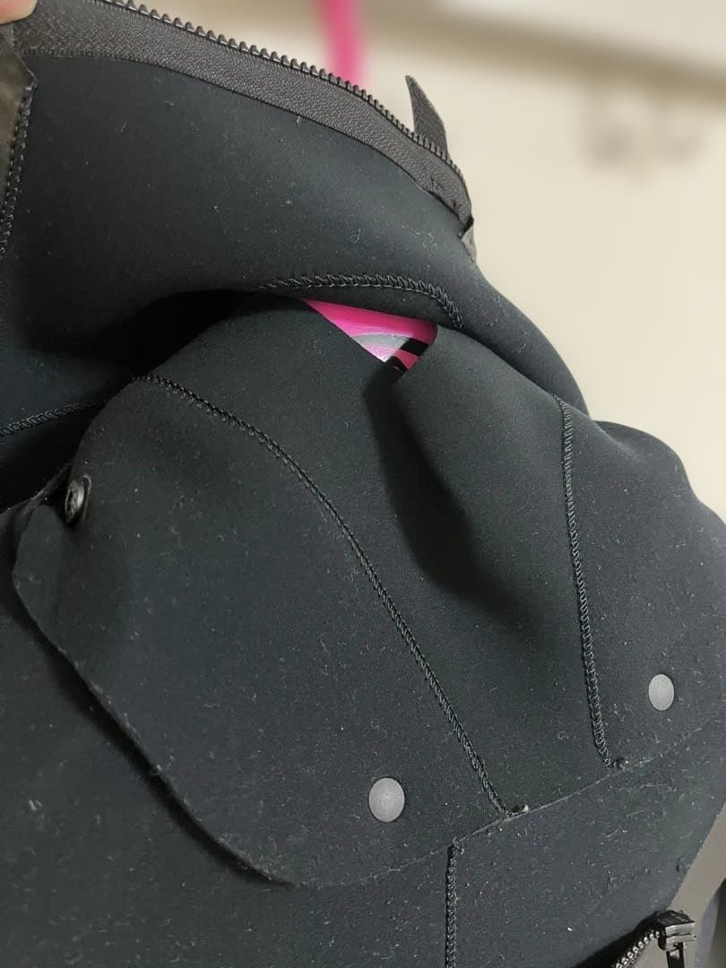 【極美品】BEWET  セミドライ 5mm/3mm XL（使用回数2）