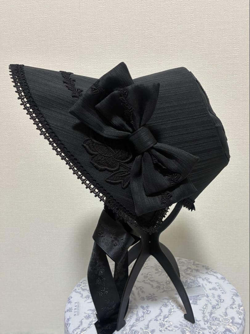 Antique beasT Drizzle garden ボンネット