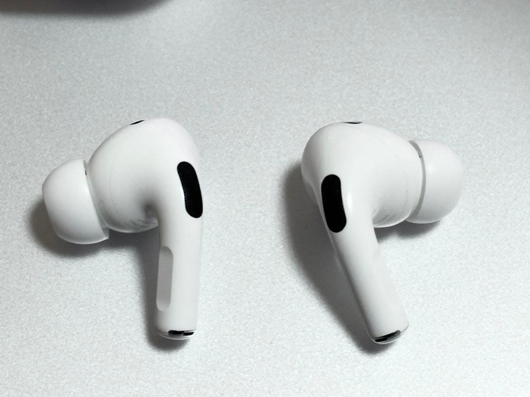 Apple AirPods Pro 2 USB C本体 充電ケース付き
