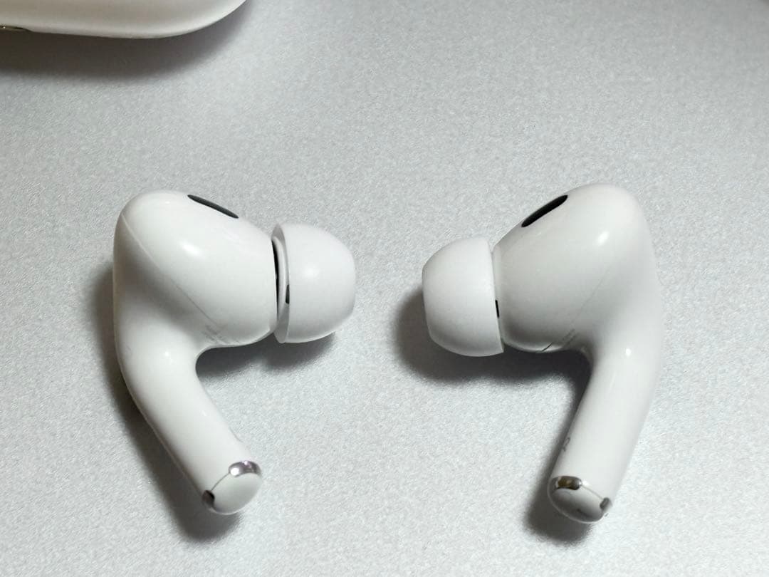 Apple AirPods Pro 2 USB C本体 充電ケース付き