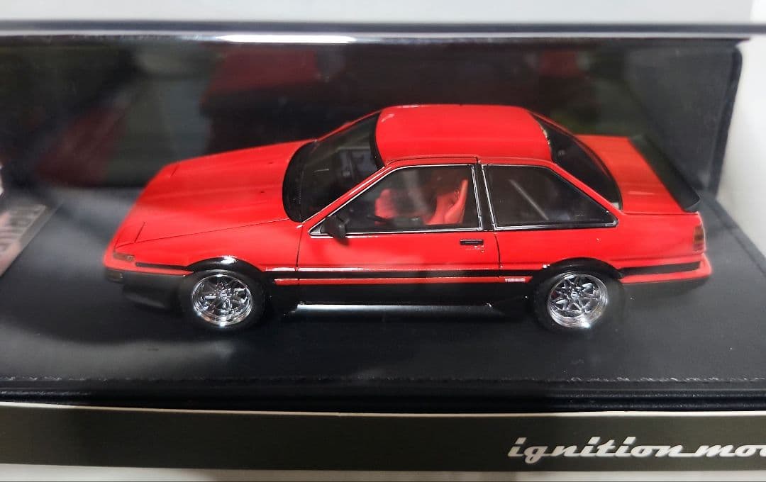 イグニッション1/43 Toyotar Trueno 2Dr AE86