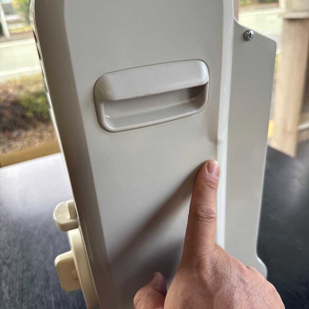 Iwatani カセットガス ストーブ 風暖 ホワイト CBGFH2