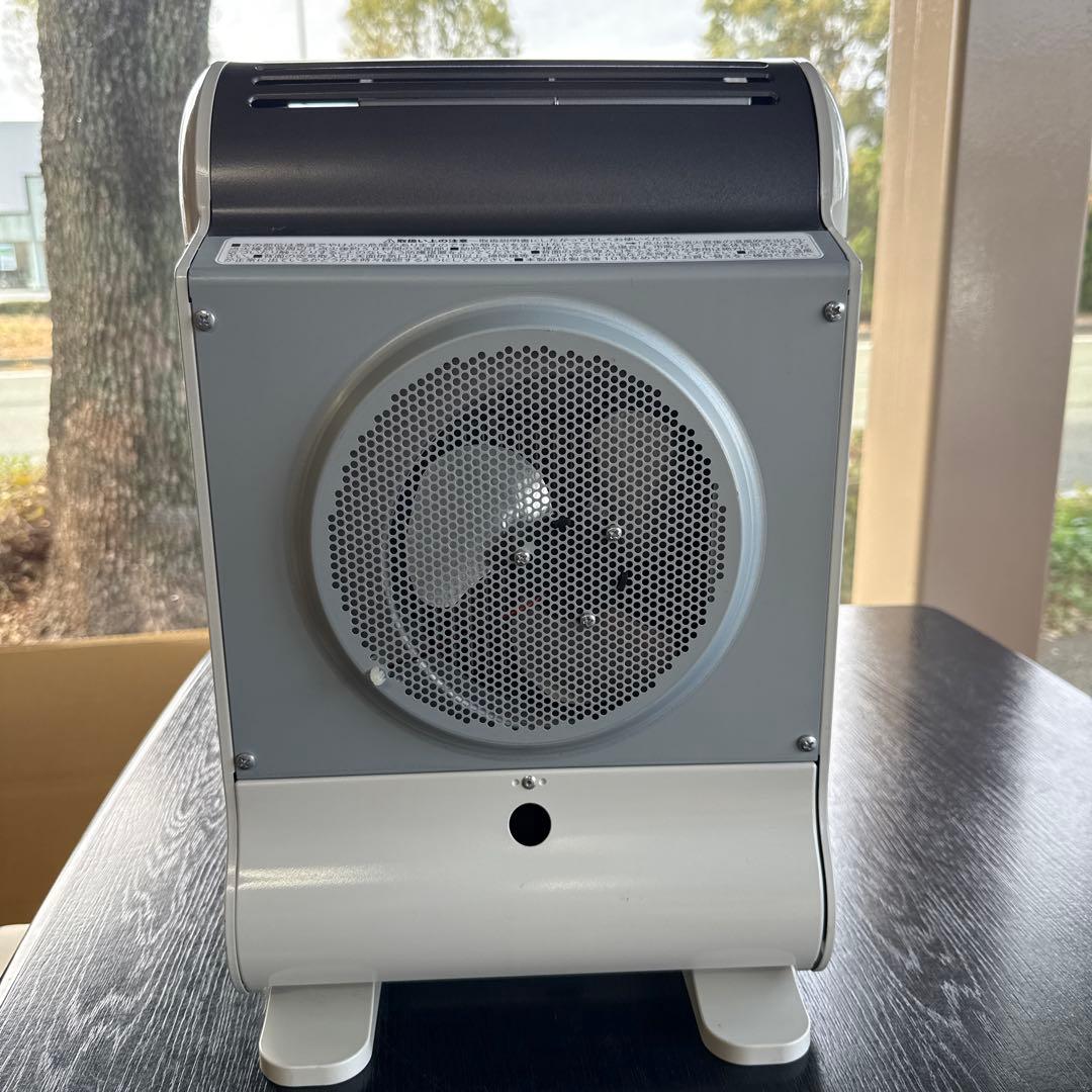 Iwatani カセットガス ストーブ 風暖 ホワイト CBGFH2