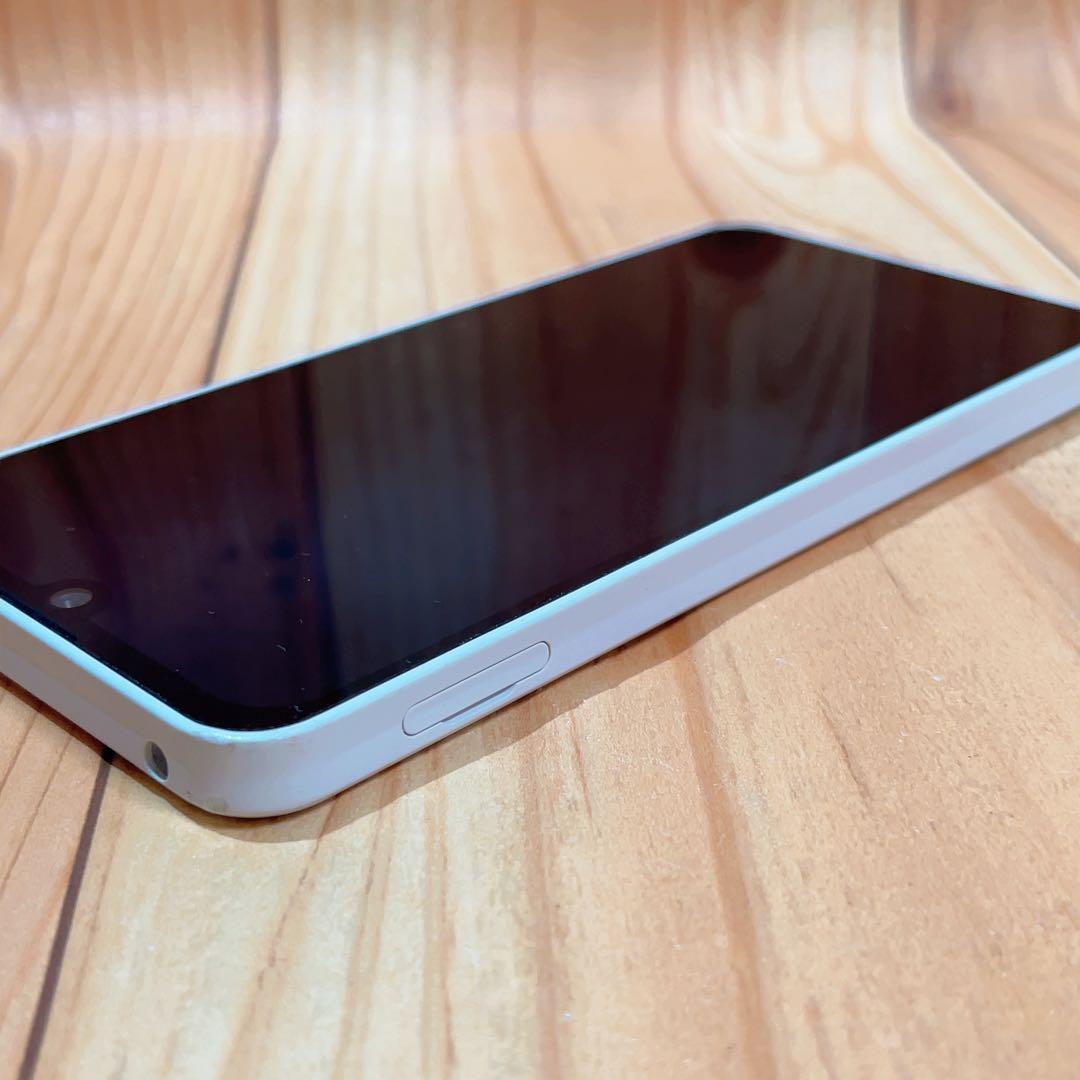 SIMフリー 本体 AQUOS wish3 64 GB 134G4 ホワイト