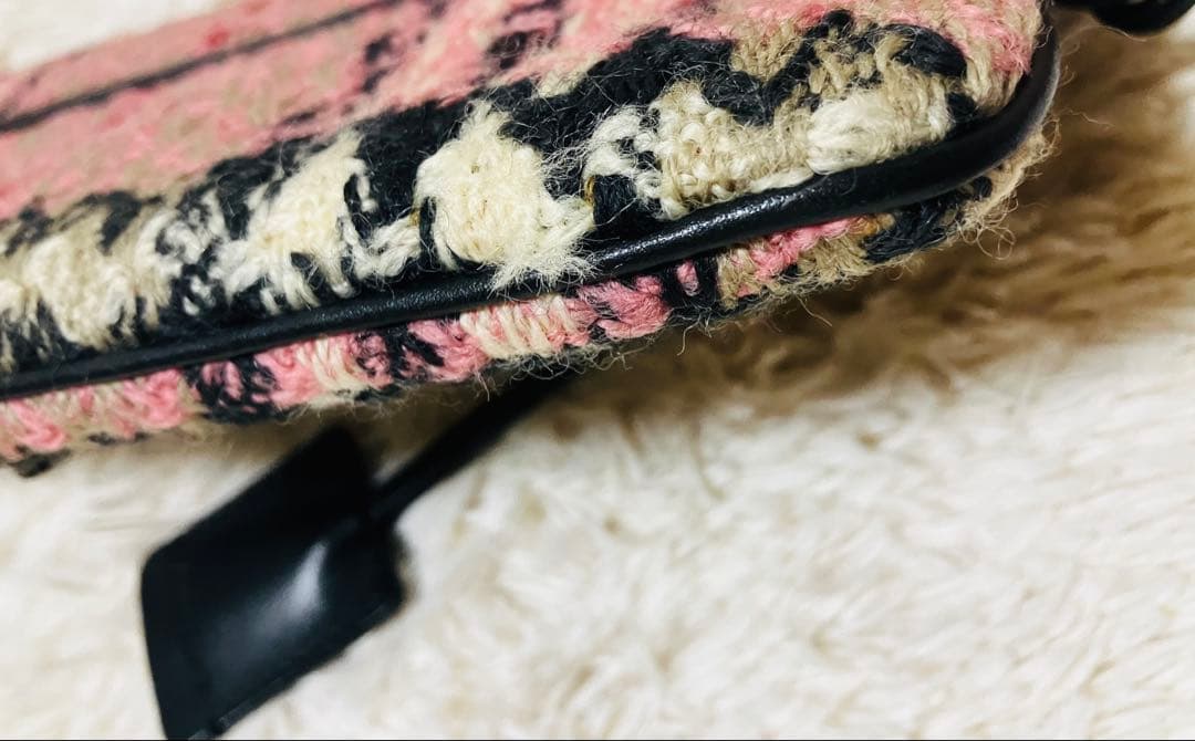 鍵付き　バーバリーロンドン　ノバチェック　ツイード　クラッチバッグ　ピンク