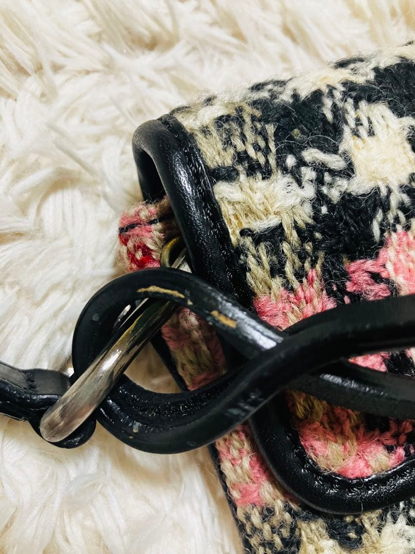 鍵付き　バーバリーロンドン　ノバチェック　ツイード　クラッチバッグ　ピンク