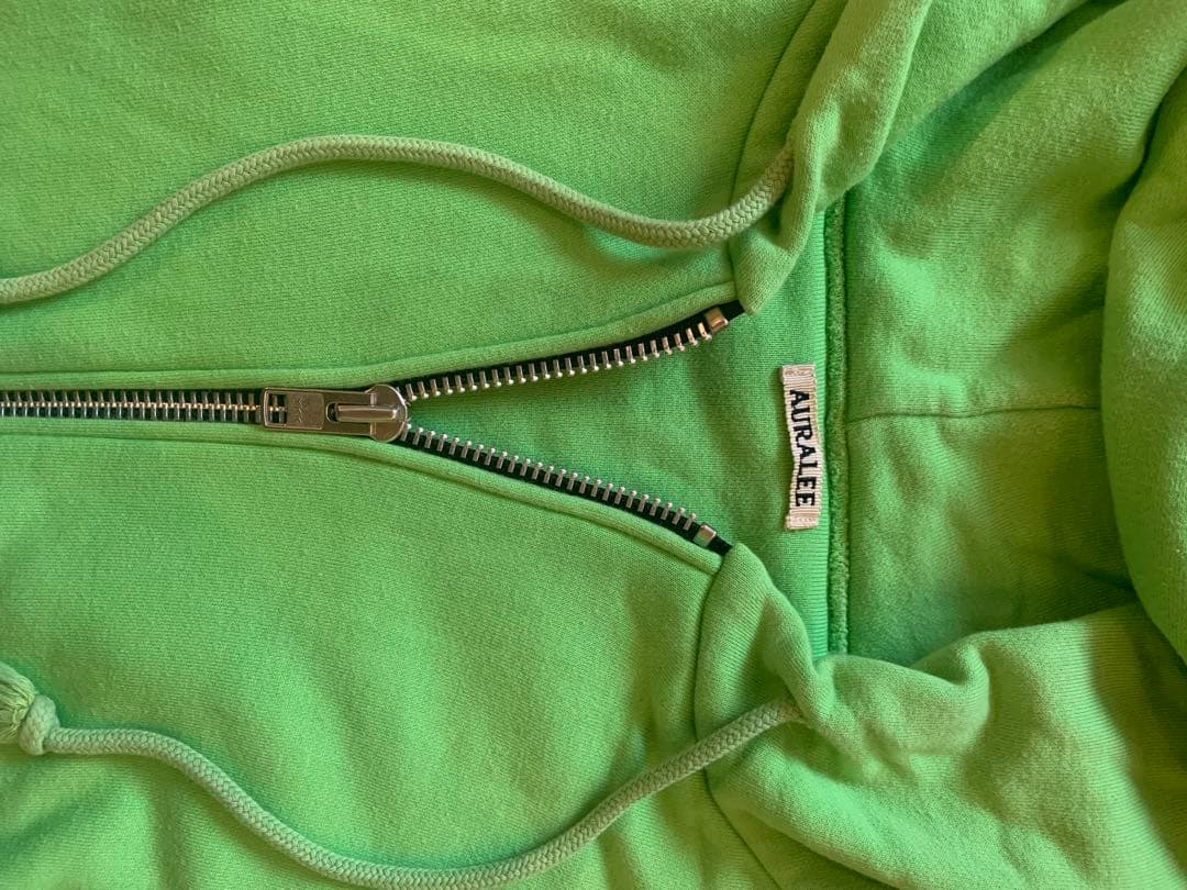 【AURALEE】グリーン パーカー