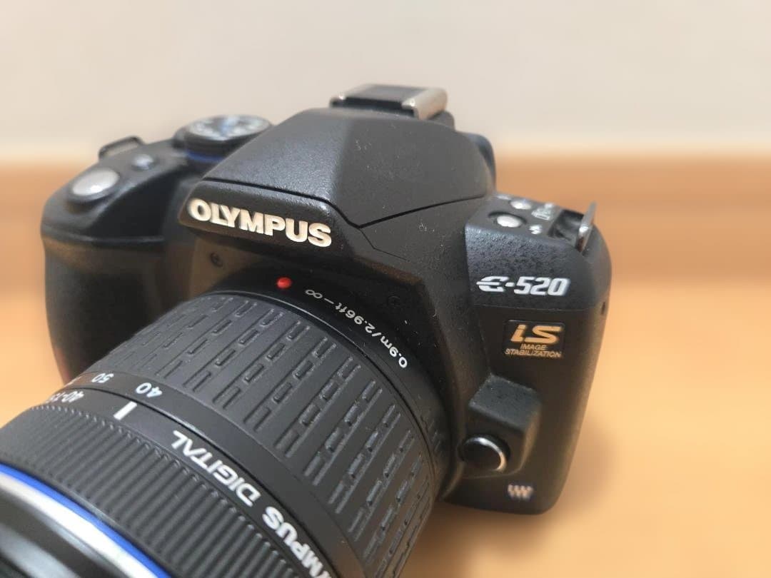 オリンパス E-520 Zuiko40-150mmデジタル一眼（付属品多数）