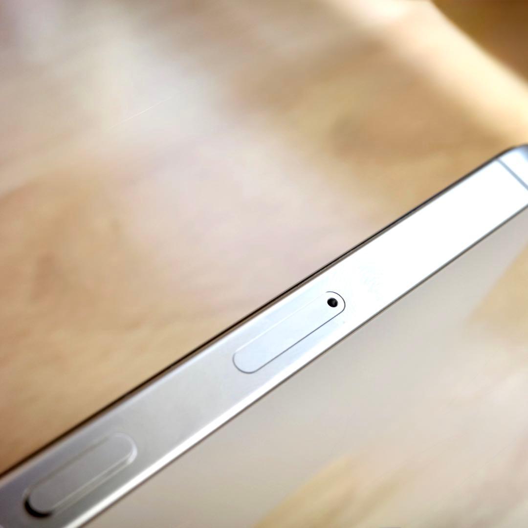 Apple iPhone 16 Pro 512GB ホワイトチタニウム