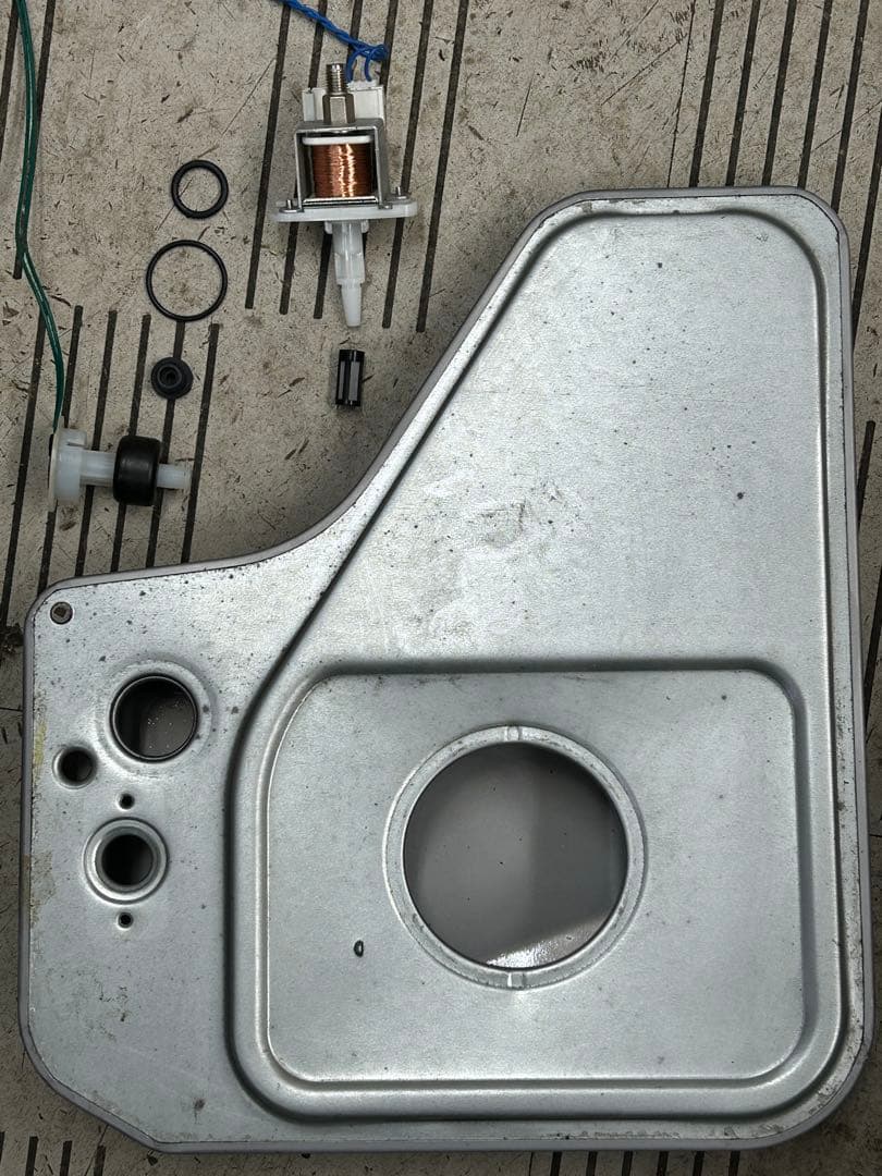 ダイニチ　ブルーヒーター　FW-66L2 19年製ゴールド　分解清掃済　完動品