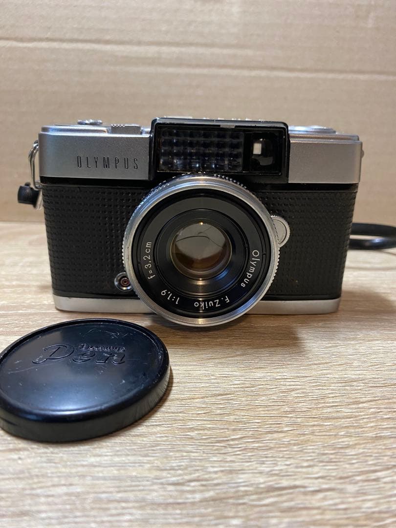 フィルムカメラ OLYMPUS PEN-D